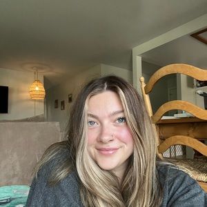 Meet your Posher, Kaylee